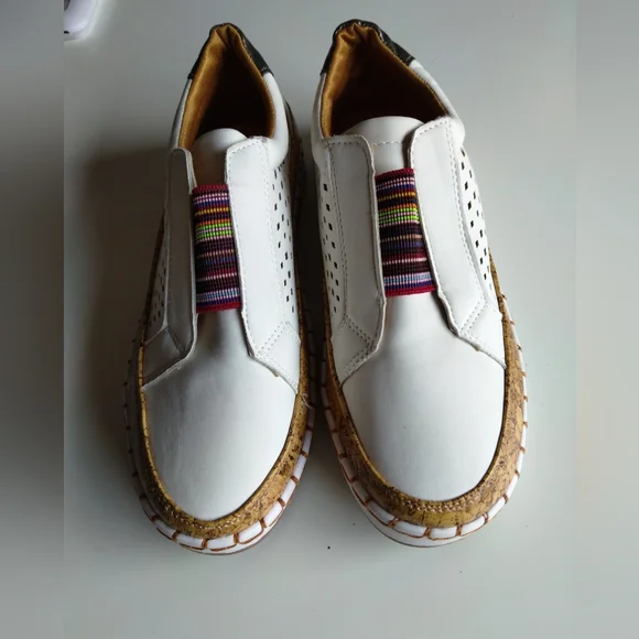 Shoes - Picture 2 of 6